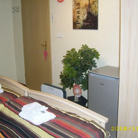 B & B Gross Methling Dargun Exterior foto